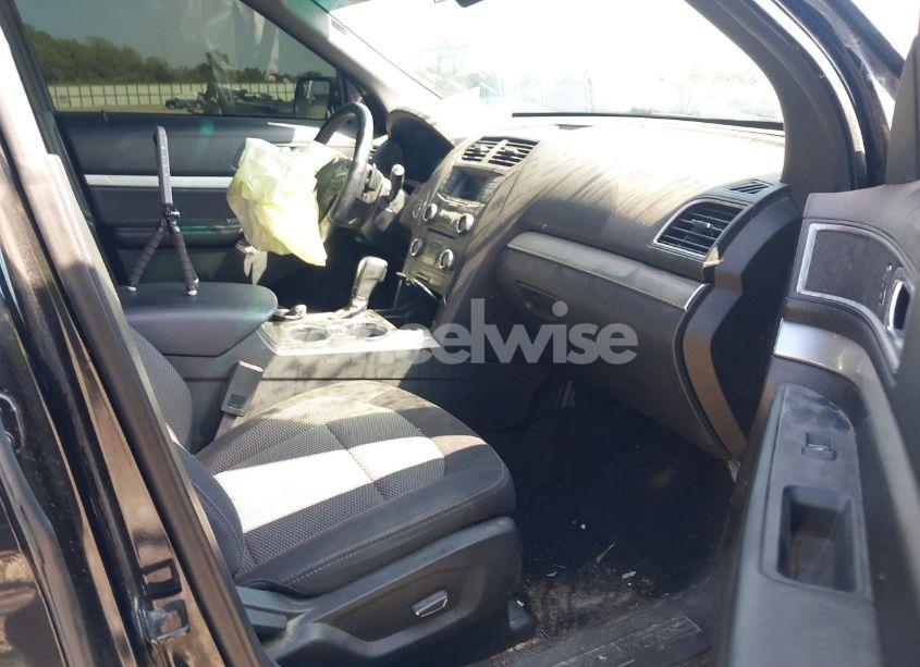 Photo 5 of 2017 Ford Explorer XLT (VIN 1FM5K7D89HGB71482)