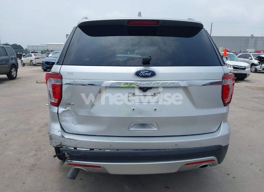 Photo 16 of 2017 Ford Explorer XLT (VIN 1FM5K7D89HGB79520)