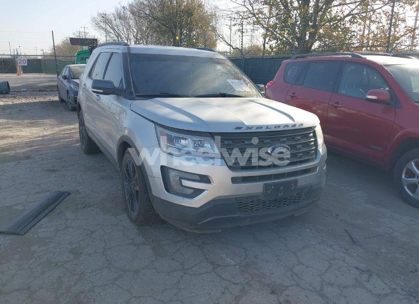 2017 Ford Explorer XLT (VIN 1FM5K7D89HGC13147) main photo