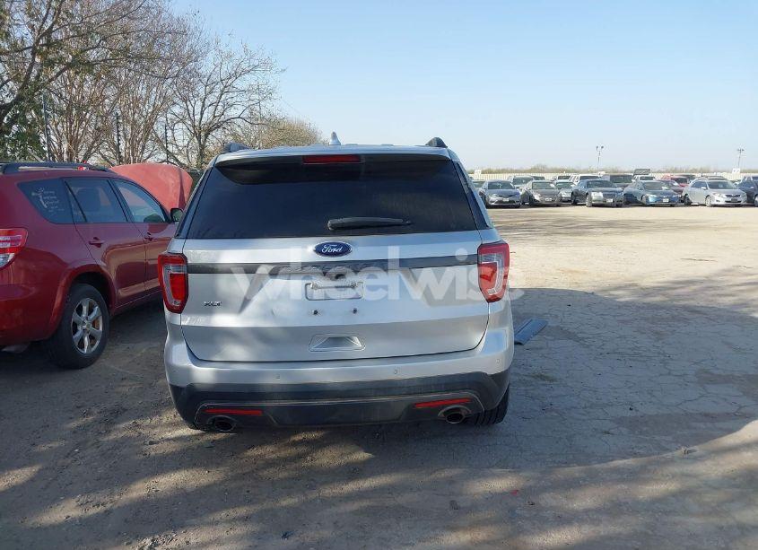 Photo 16 of 2017 Ford Explorer XLT (VIN 1FM5K7D89HGC13147)