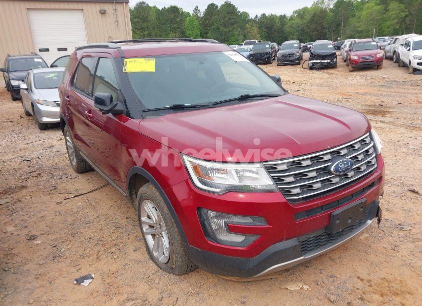 2017 Ford Explorer XLT (VIN 1FM5K7D89HGD09716) main photo