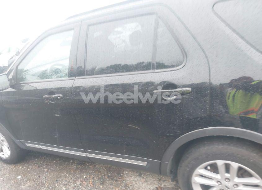 Photo 14 of 2017 Ford Explorer XLT (VIN 1FM5K7D89HGD35006)