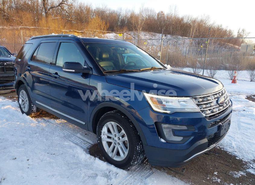 2017 Ford Explorer XLT (VIN 1FM5K7D89HGD36852) main photo