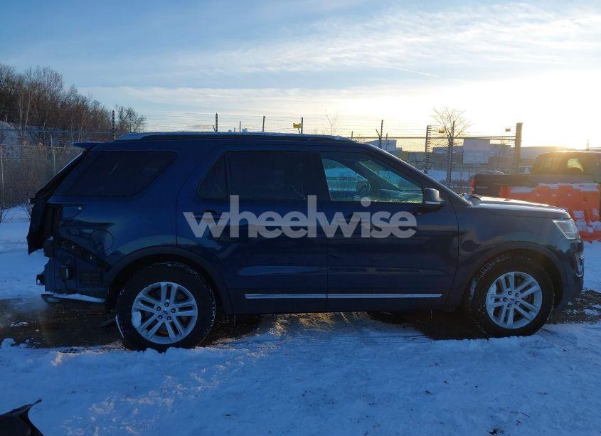 Photo 14 of 2017 Ford Explorer XLT (VIN 1FM5K7D89HGD36852)