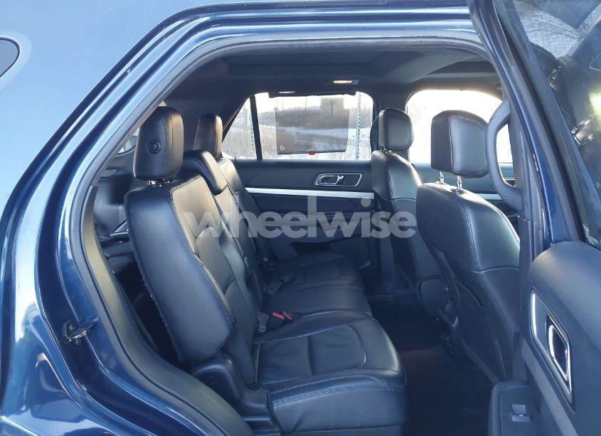 Photo 8 of 2017 Ford Explorer XLT (VIN 1FM5K7D89HGD36852)