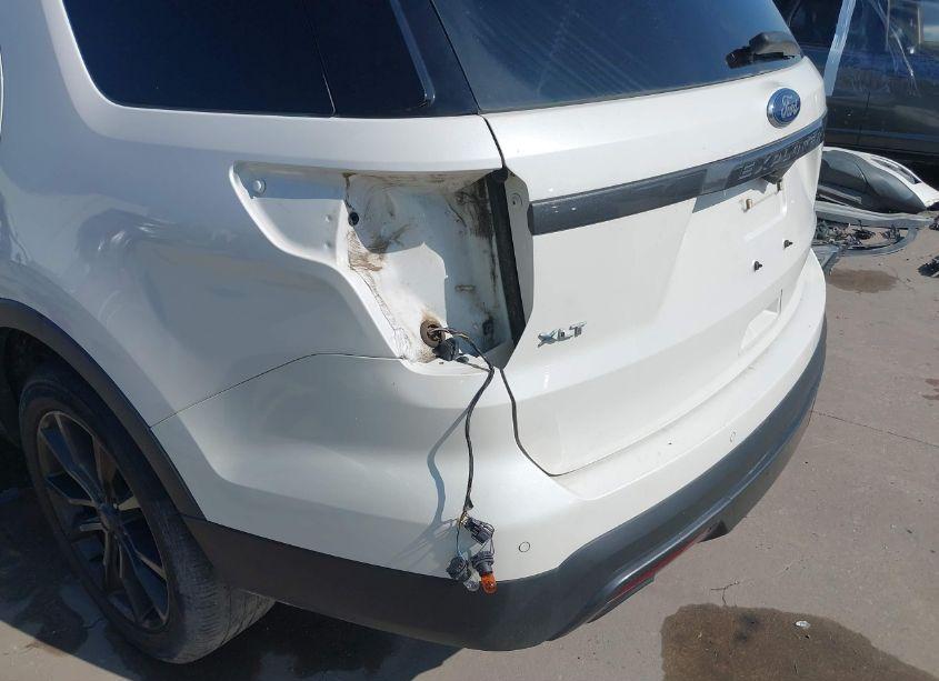 Photo 20 of 2017 Ford Explorer XLT (VIN 1FM5K7D89HGE10867)