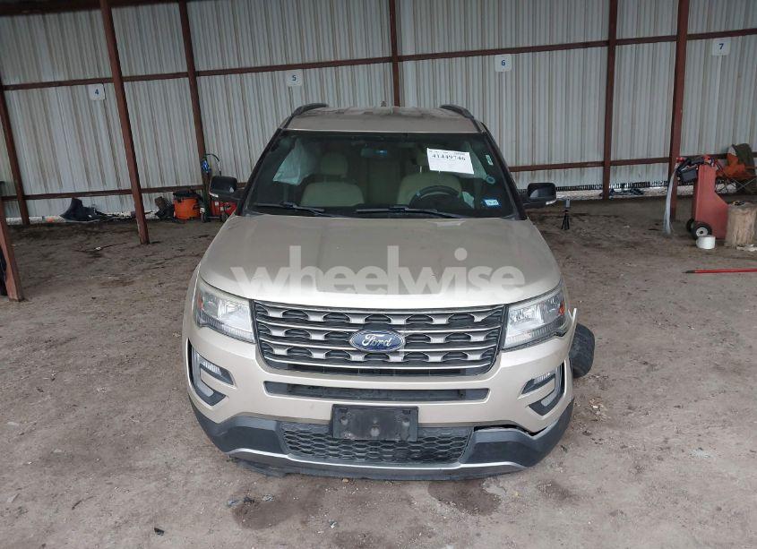Photo 11 of 2017 Ford Explorer XLT (VIN 1FM5K7D89HGE11002)