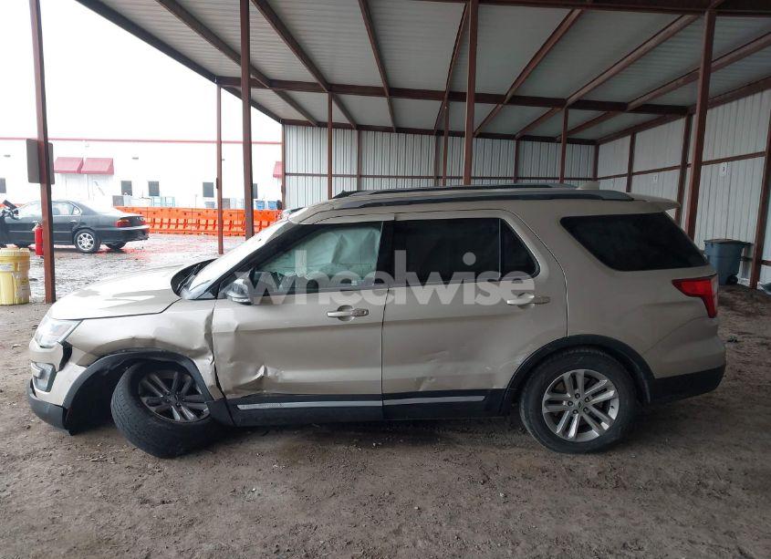 Photo 13 of 2017 Ford Explorer XLT (VIN 1FM5K7D89HGE11002)