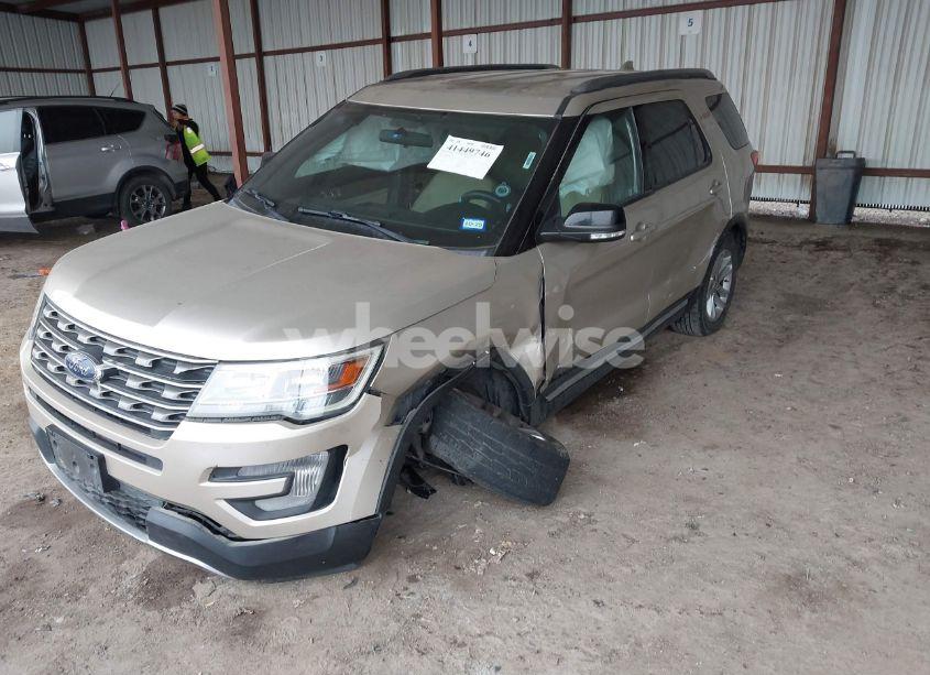 Photo 6 of 2017 Ford Explorer XLT (VIN 1FM5K7D89HGE11002)