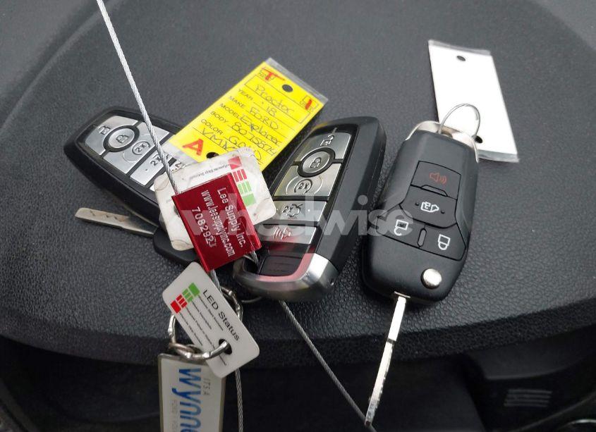 Photo 11 of 2018 Ford Explorer XLT (VIN 1FM5K7D89JGA02570)