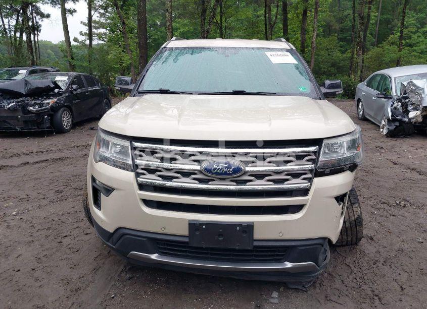 Photo 12 of 2018 Ford Explorer XLT (VIN 1FM5K7D89JGA02570)