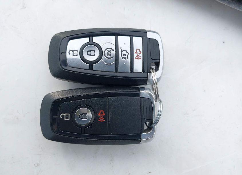 Photo 11 of 2018 Ford Explorer XLT (VIN 1FM5K7D89JGA88950)