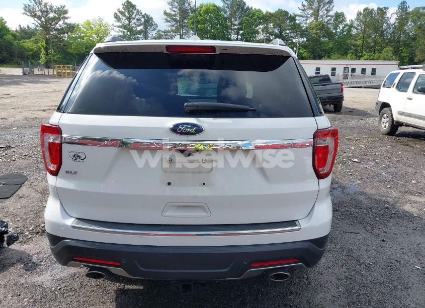 Photo 17 of 2018 Ford Explorer XLT (VIN 1FM5K7D89JGB15046)