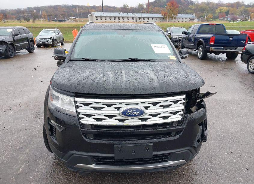 Photo 13 of 2018 Ford Explorer XLT (VIN 1FM5K7D89JGC41360)