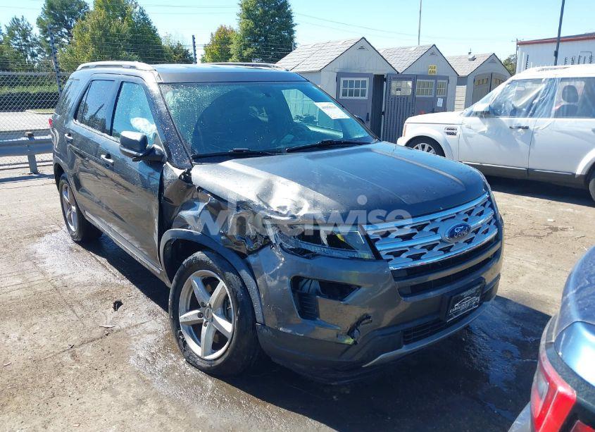 2018 Ford Explorer XLT (VIN 1FM5K7D89JGC62967) main photo