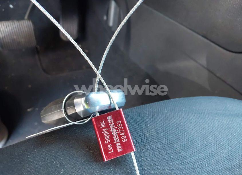 Photo 11 of 2019 Ford Explorer XLT (VIN 1FM5K7D89KGA32556)