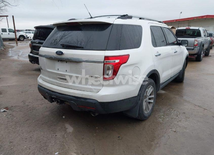 Photo 4 of 2013 Ford Explorer XLT (VIN 1FM5K7D8XDGA59204)