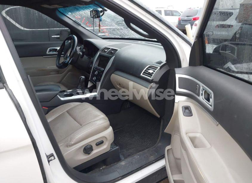 Photo 5 of 2013 Ford Explorer XLT (VIN 1FM5K7D8XDGA59204)