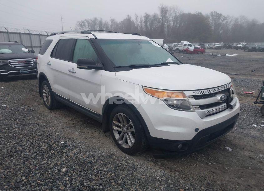 2013 Ford Explorer XLT (VIN 1FM5K7D8XDGA71871) main photo