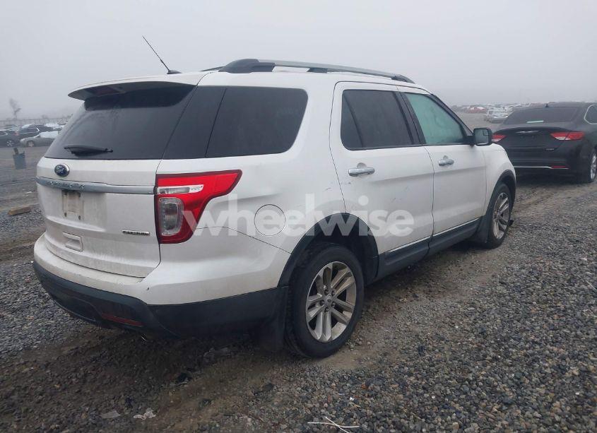 Photo 4 of 2013 Ford Explorer XLT (VIN 1FM5K7D8XDGA71871)