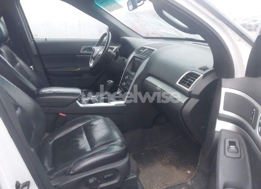 Photo 5 of 2013 Ford Explorer XLT (VIN 1FM5K7D8XDGA71871)