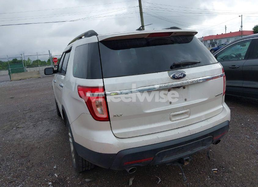 Photo 3 of 2013 Ford Explorer XLT (VIN 1FM5K7D8XDGB01435)