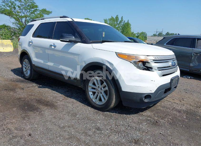 2013 Ford Explorer XLT (VIN 1FM5K7D8XDGB55639) main photo
