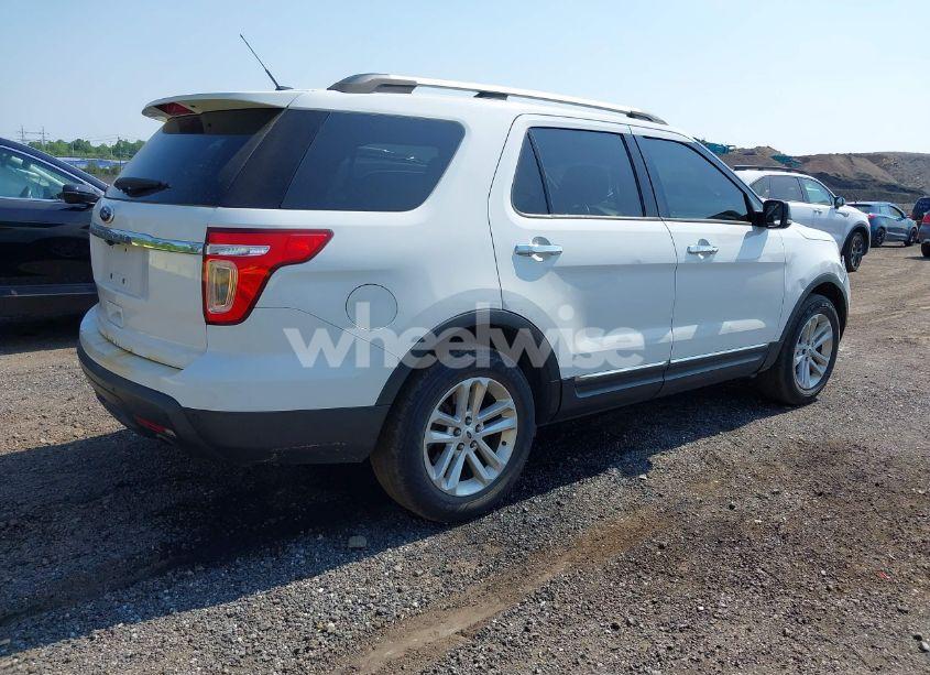 Photo 4 of 2013 Ford Explorer XLT (VIN 1FM5K7D8XDGB55639)