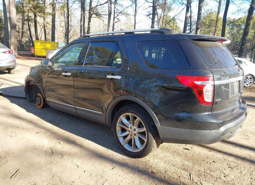 Photo 3 of 2013 Ford Explorer XLT (VIN 1FM5K7D8XDGC09070)