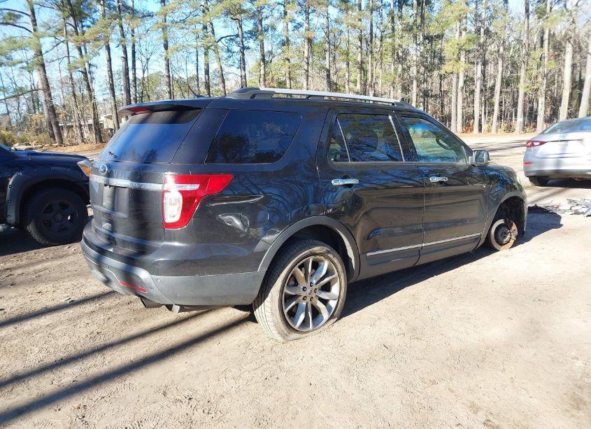Photo 4 of 2013 Ford Explorer XLT (VIN 1FM5K7D8XDGC09070)