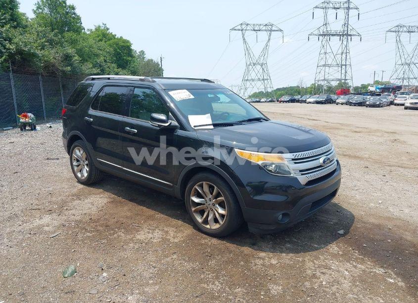 2013 Ford Explorer XLT (VIN 1FM5K7D8XDGC82570) main photo