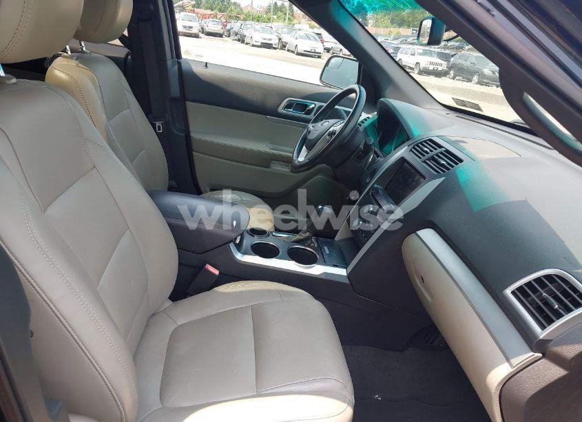 Photo 5 of 2013 Ford Explorer XLT (VIN 1FM5K7D8XDGC82570)