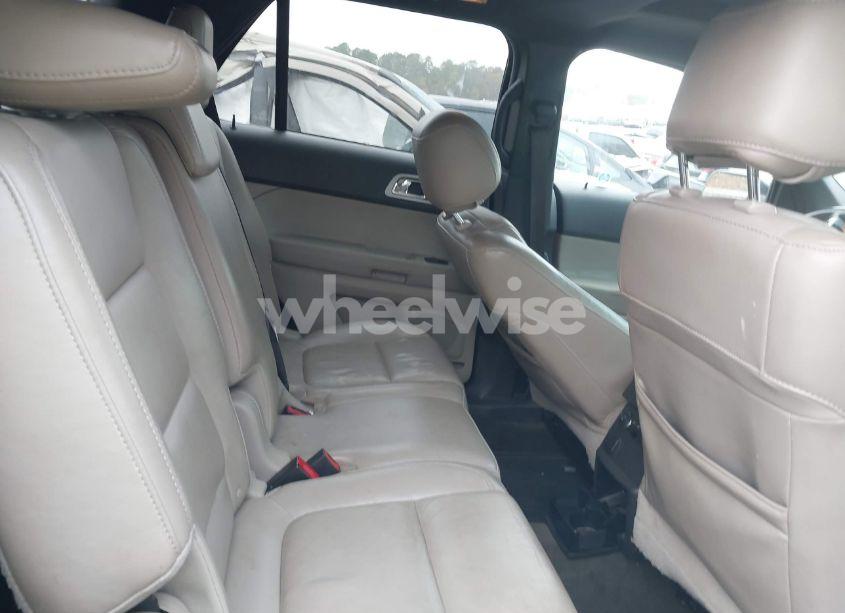 Photo 8 of 2014 Ford Explorer XLT (VIN 1FM5K7D8XEGA36930)