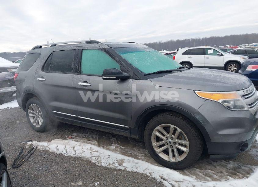 Photo 13 of 2014 Ford Explorer XLT (VIN 1FM5K7D8XEGA41903)