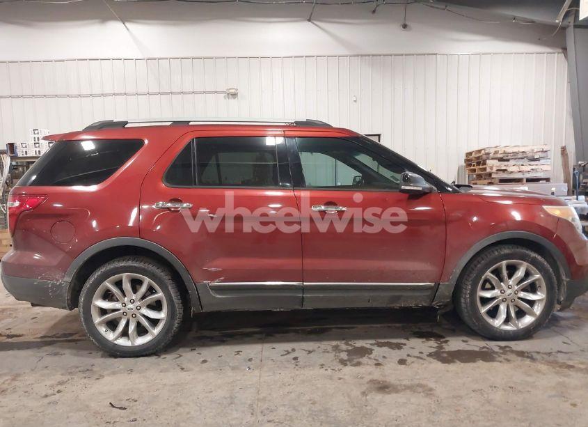 Photo 13 of 2014 Ford Explorer XLT (VIN 1FM5K7D8XEGB61698)