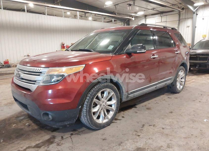 Photo 2 of 2014 Ford Explorer XLT (VIN 1FM5K7D8XEGB61698)