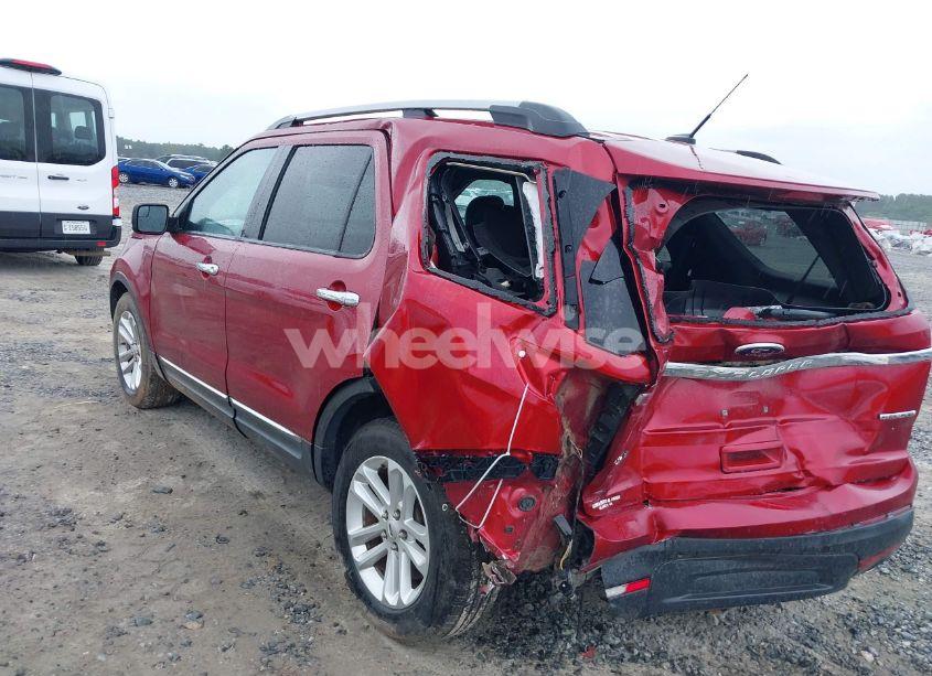 Photo 3 of 2014 Ford Explorer XLT (VIN 1FM5K7D8XEGC54804)