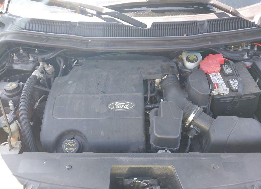 Photo 10 of 2015 Ford Explorer XLT (VIN 1FM5K7D8XFGA13598)