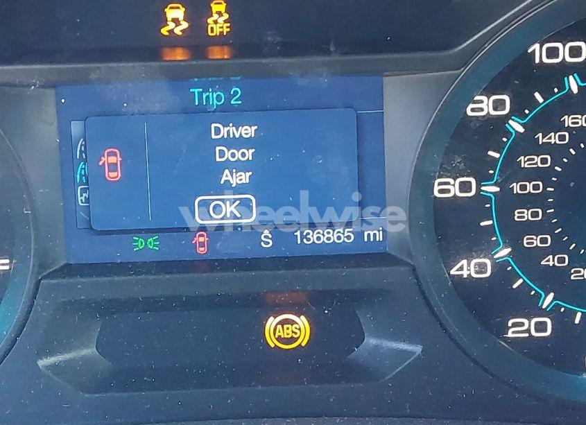 Photo 15 of 2015 Ford Explorer XLT (VIN 1FM5K7D8XFGB21946)