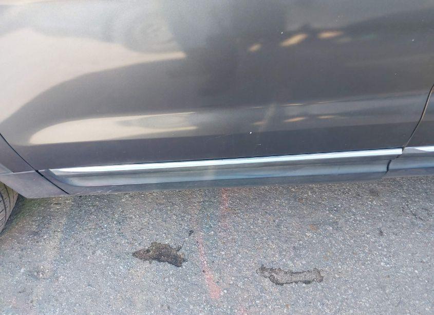 Photo 20 of 2015 Ford Explorer XLT (VIN 1FM5K7D8XFGB27214)