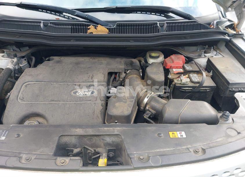 Photo 10 of 2015 Ford Explorer XLT (VIN 1FM5K7D8XFGB46538)