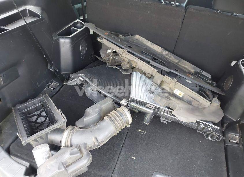 Photo 12 of 2016 Ford Explorer XLT (VIN 1FM5K7D8XGGB15369)