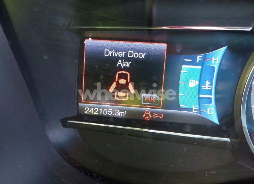 Photo 16 of 2016 Ford Explorer XLT (VIN 1FM5K7D8XGGB15369)