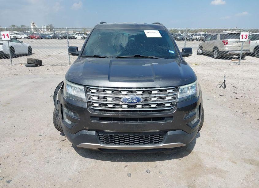 Photo 12 of 2016 Ford Explorer XLT (VIN 1FM5K7D8XGGC21983)
