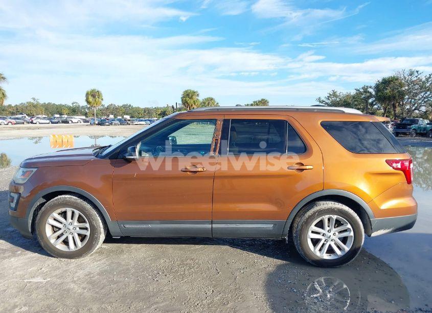 Photo 14 of 2017 Ford Explorer XLT (VIN 1FM5K7D8XHGA67177)