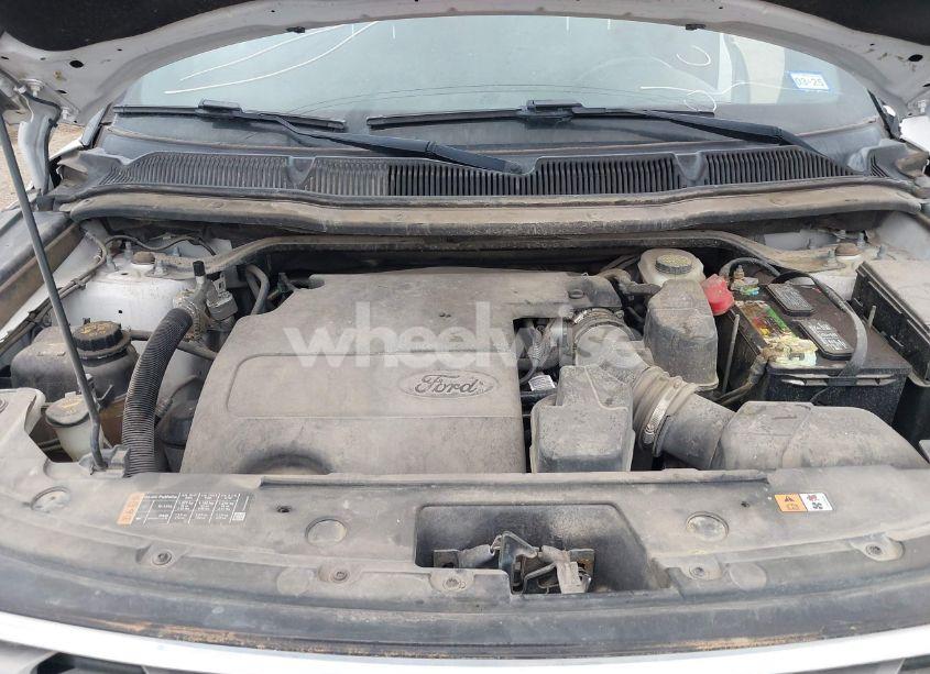 Photo 10 of 2017 Ford Explorer XLT (VIN 1FM5K7D8XHGC53849)