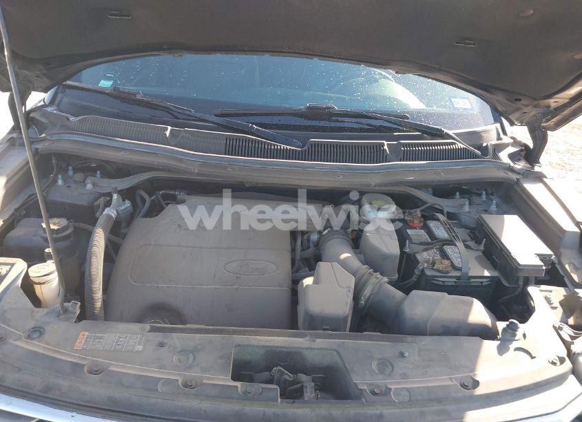 Photo 10 of 2017 Ford Explorer XLT (VIN 1FM5K7D8XHGC54063)