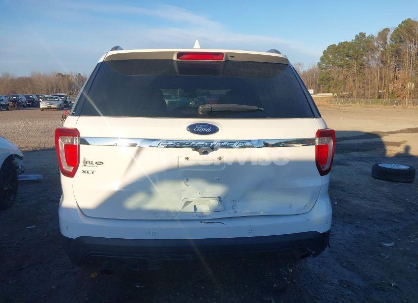 Photo 16 of 2017 Ford Explorer XLT (VIN 1FM5K7D8XHGE33610)