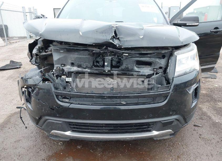 Photo 6 of 2018 Ford Explorer XLT (VIN 1FM5K7D8XJGA19202)