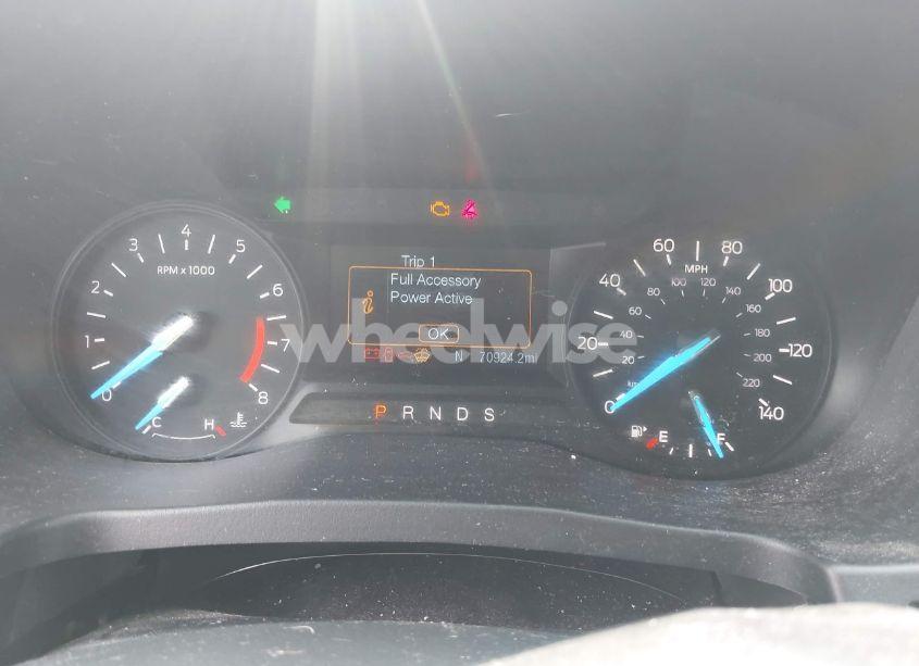 Photo 7 of 2019 Ford Explorer XLT (VIN 1FM5K7D8XKGA06001)